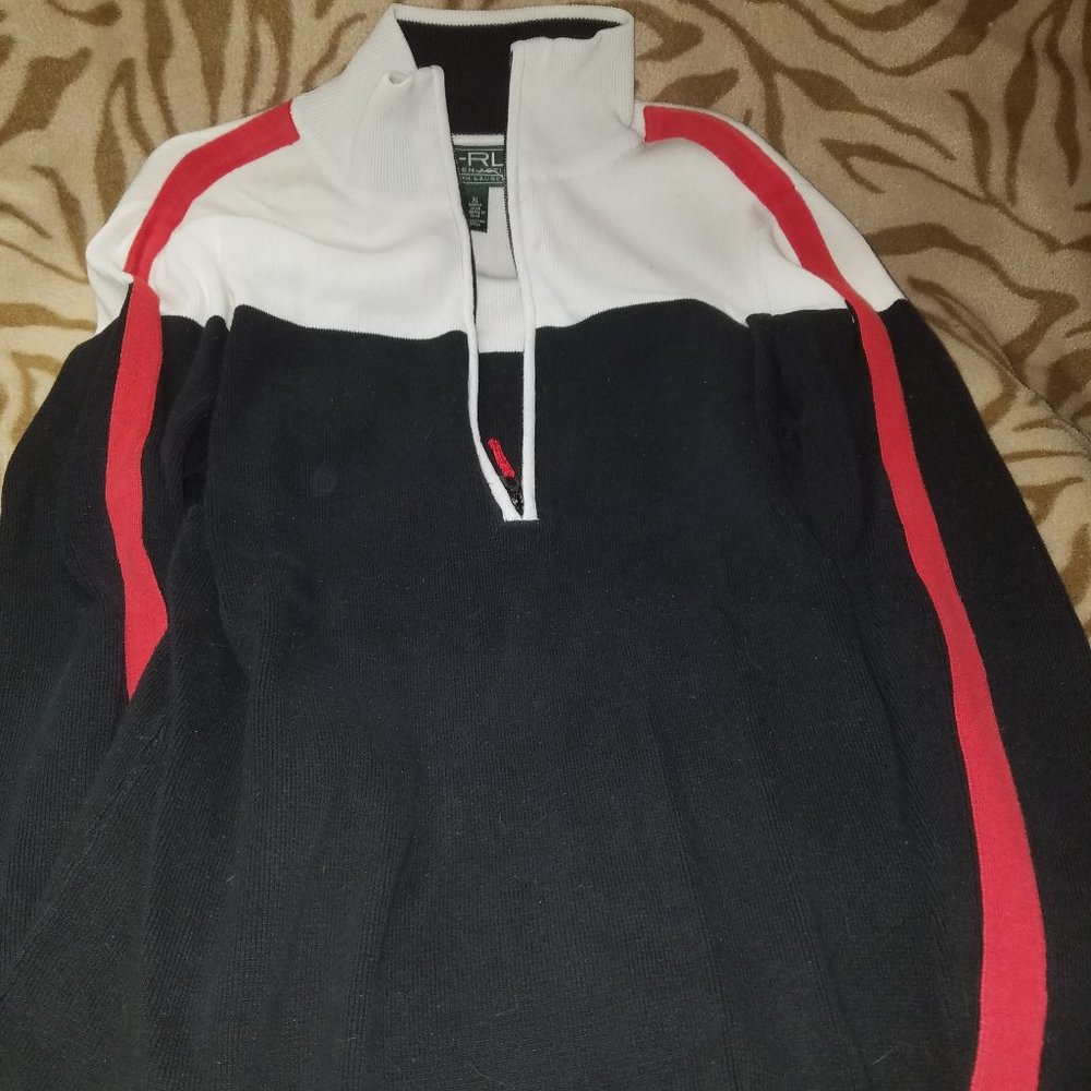 Zip sweater